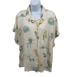 Her Universe Star Wars Ewok Botanical Rayon Button Down Shirt Cream Green Large